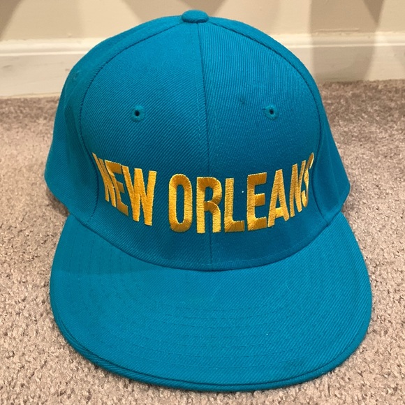 Orleans Hornets Fitted Hatco | Poshmark